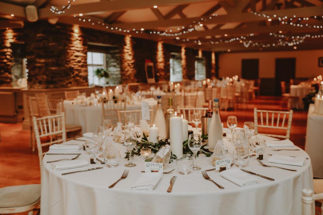 Gwesty'R Emlyn Hotel Newcastle Emlyn Εξωτερικό φωτογραφία