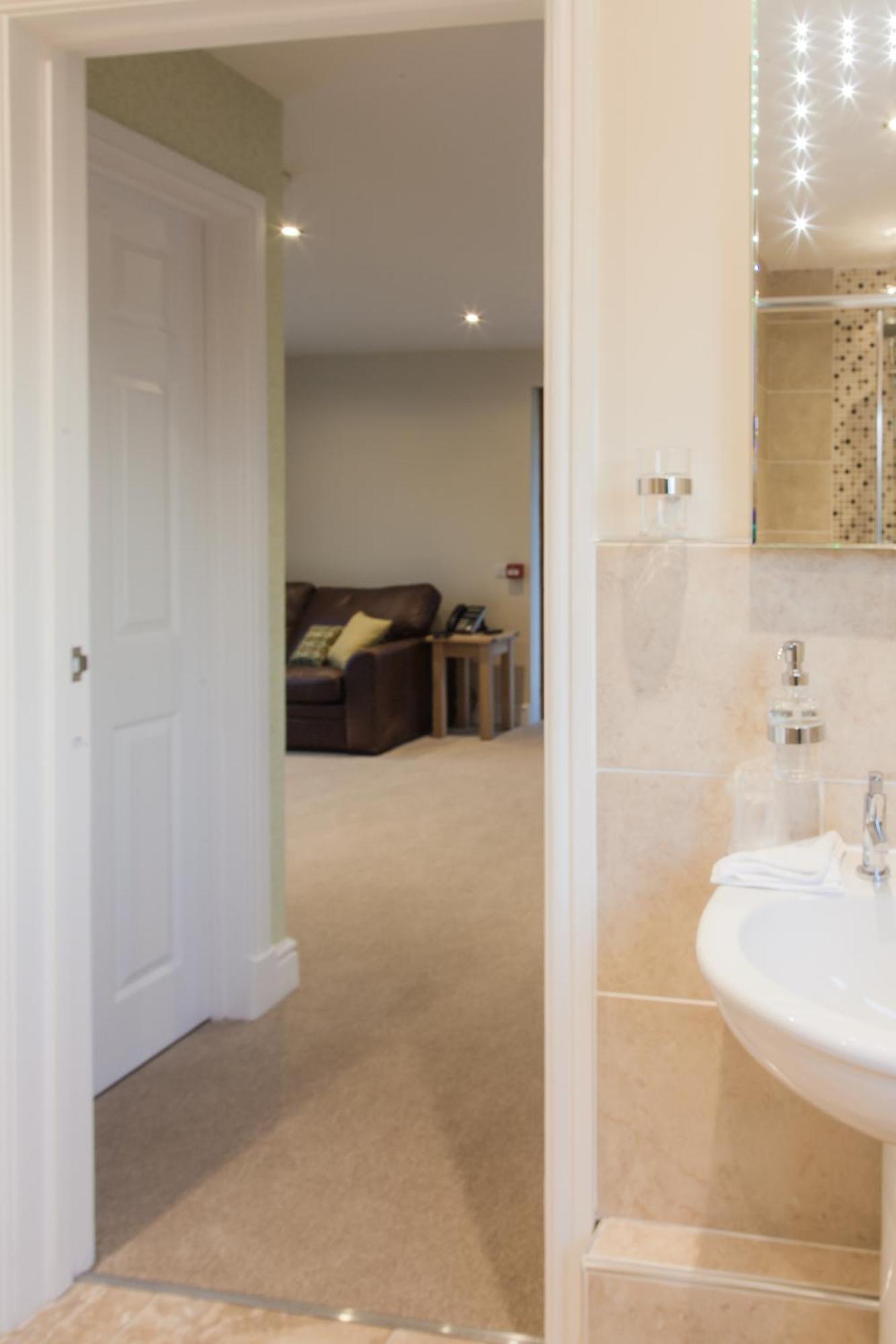 Gwesty'R Emlyn Hotel Newcastle Emlyn Δωμάτιο φωτογραφία