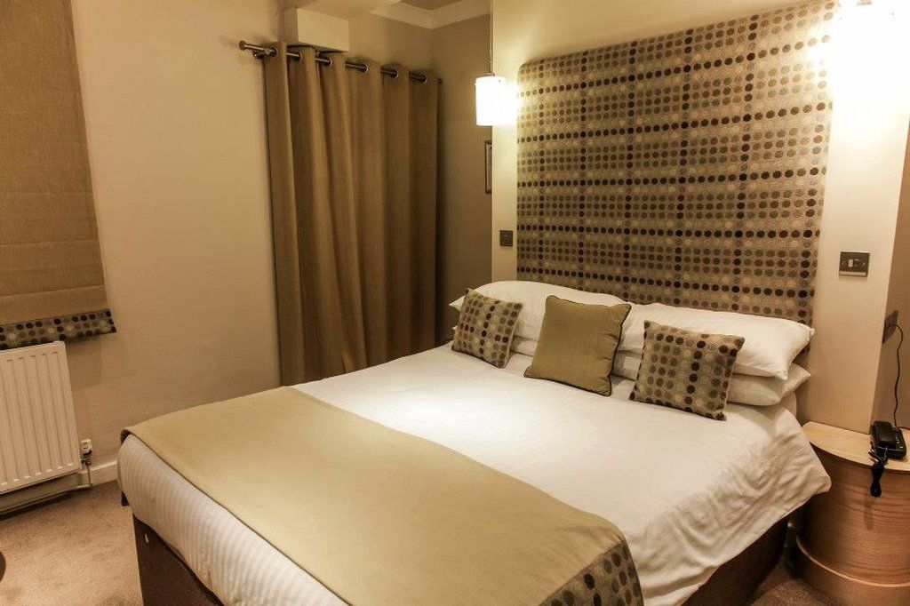 Gwesty'R Emlyn Hotel Newcastle Emlyn Εξωτερικό φωτογραφία