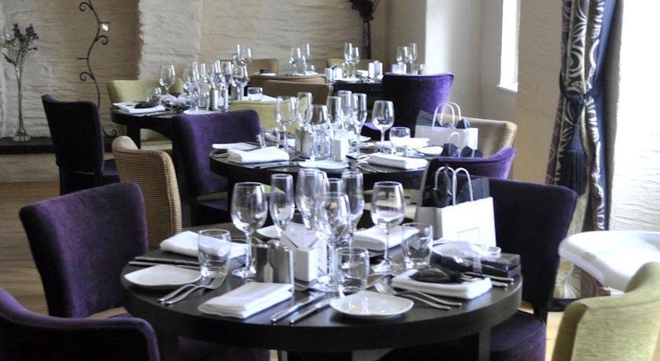Gwesty'R Emlyn Hotel Newcastle Emlyn Εξωτερικό φωτογραφία