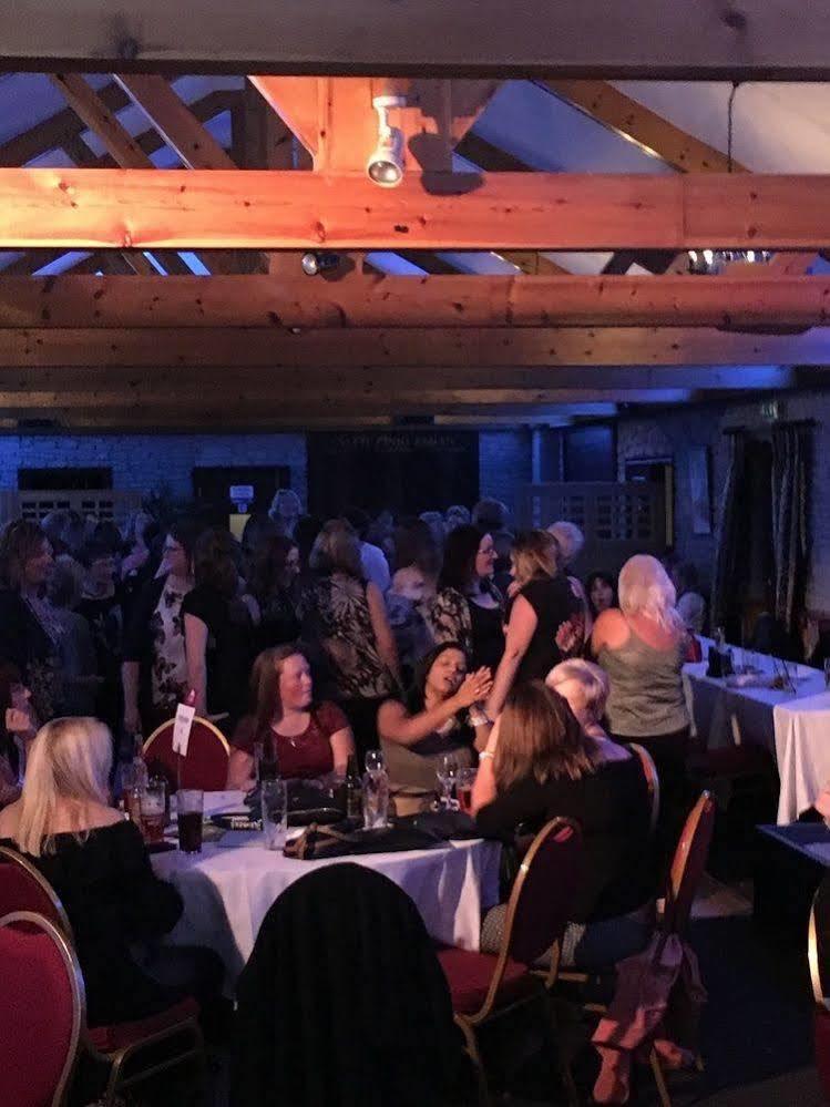 Gwesty'R Emlyn Hotel Newcastle Emlyn Εξωτερικό φωτογραφία